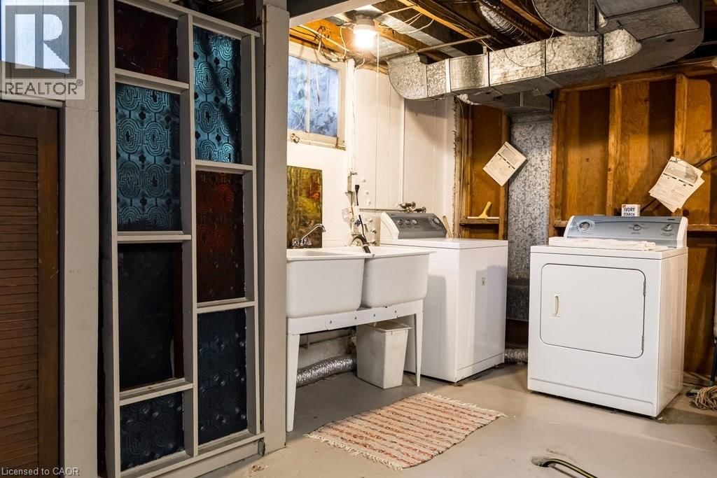 587 SHARALIN COURT Image 42