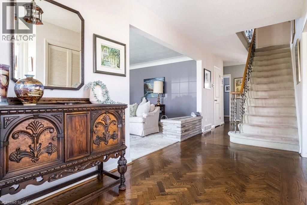 587 SHARALIN COURT Image 5