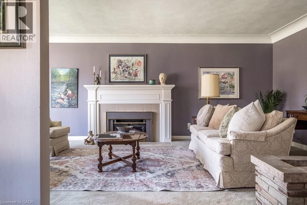 587 SHARALIN COURT Image 6