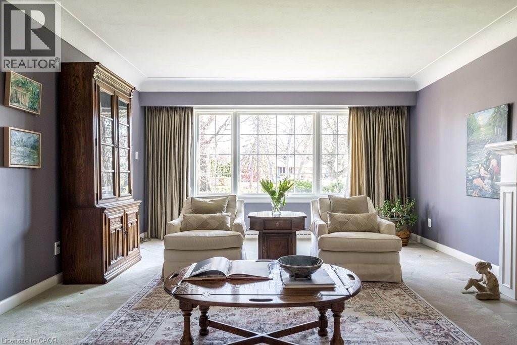 587 SHARALIN COURT Image 8