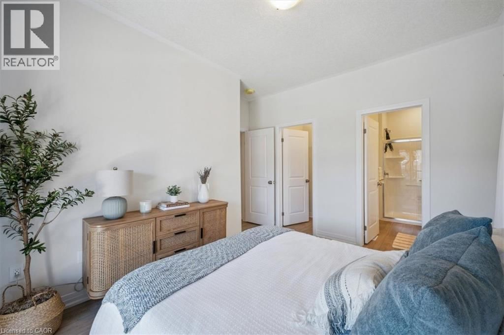 17 REVERIE WAY Image 14