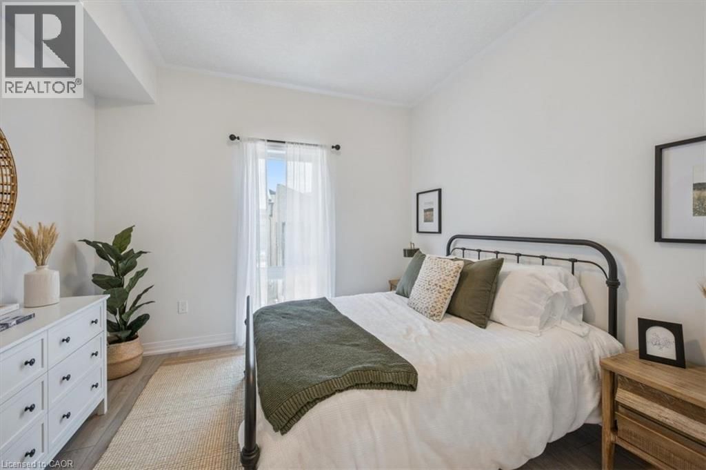 17 REVERIE WAY Image 16