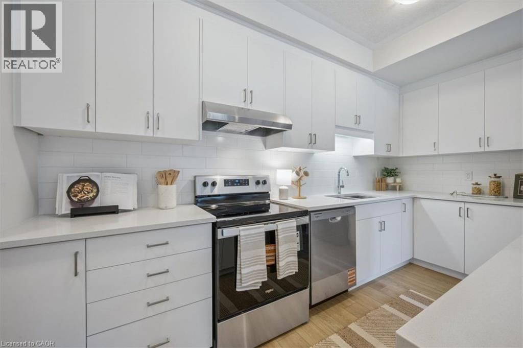 17 REVERIE WAY Image 3