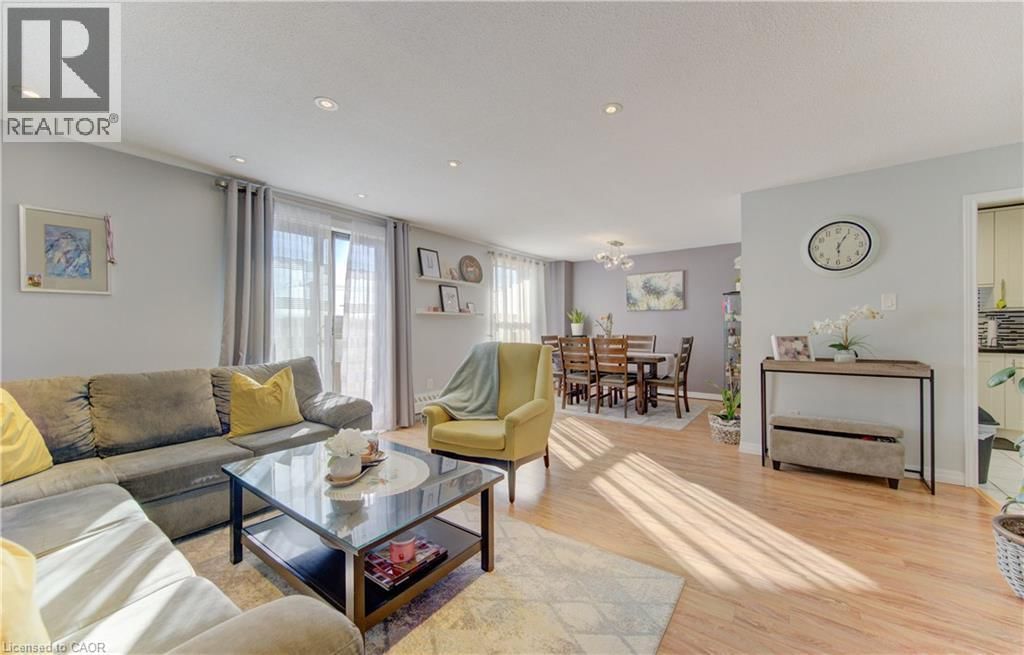 404 - 1100 COURTLAND AVENUE EAST Image 21