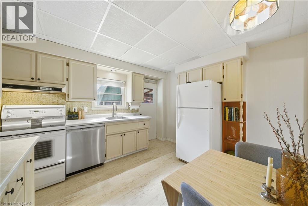 752 NINTH AVENUE Image 3