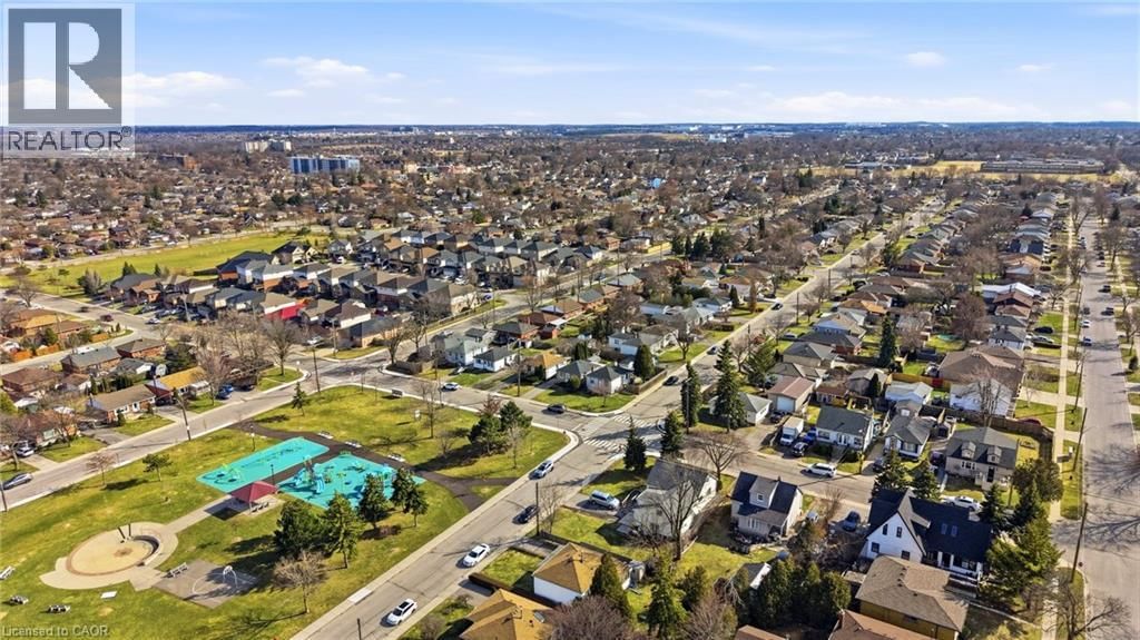 752 NINTH AVENUE Image 33