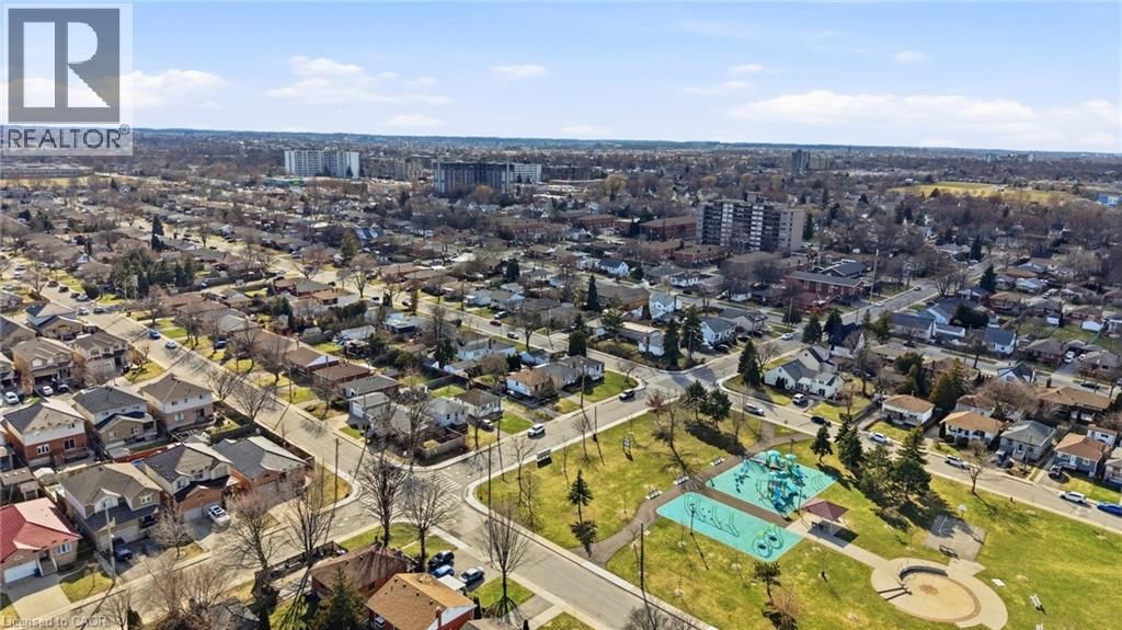 752 NINTH AVENUE Image 34