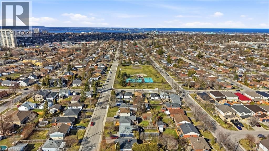 752 NINTH AVENUE Image 35