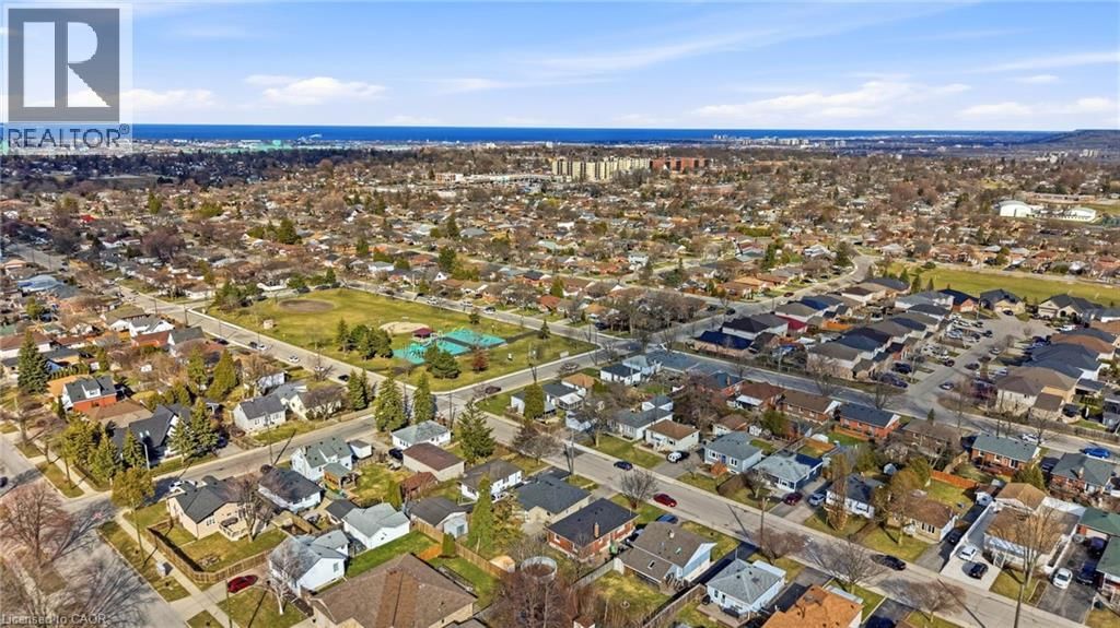 752 NINTH AVENUE Image 37