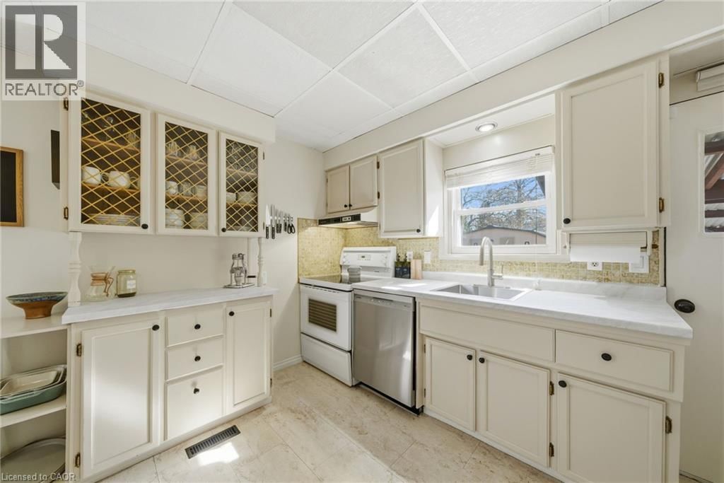 752 NINTH AVENUE Image 6