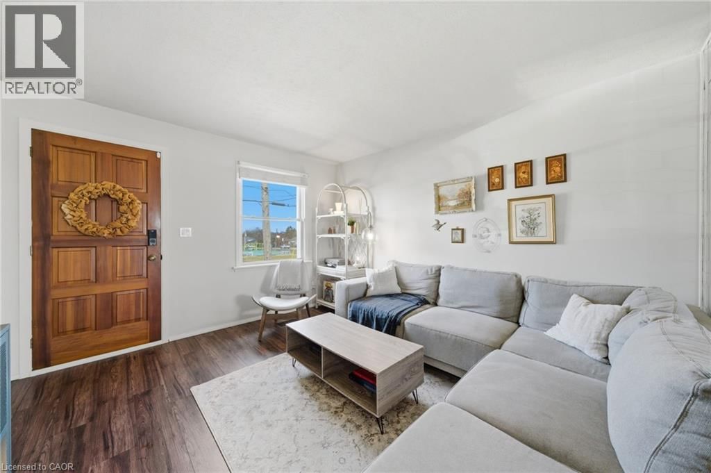 752 NINTH AVENUE Image 8