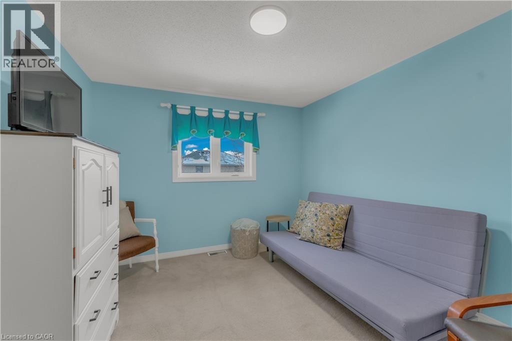 74 LAURENDALE AVENUE Image 35