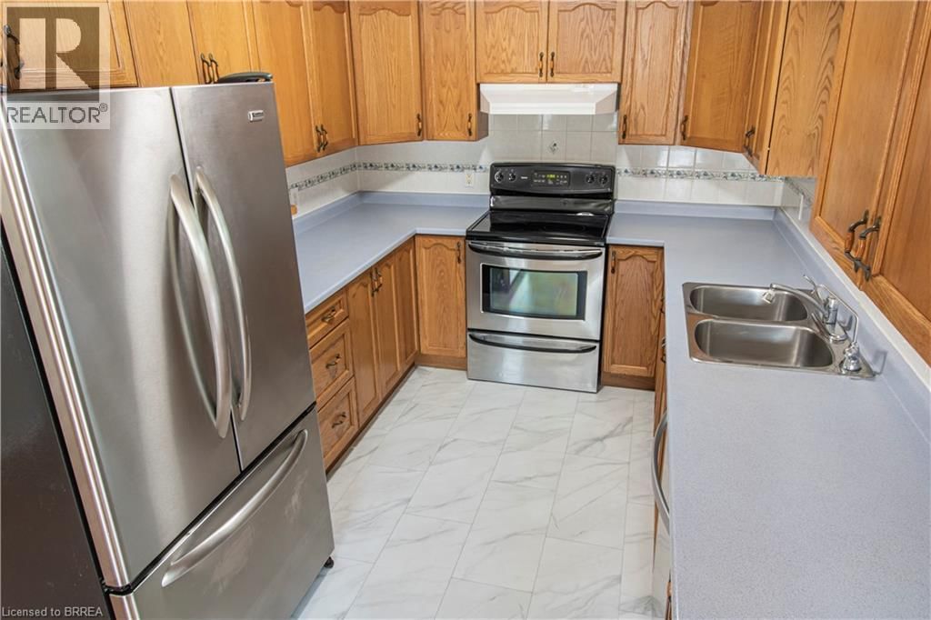 19 - 229 LYNDEN ROAD Image 9