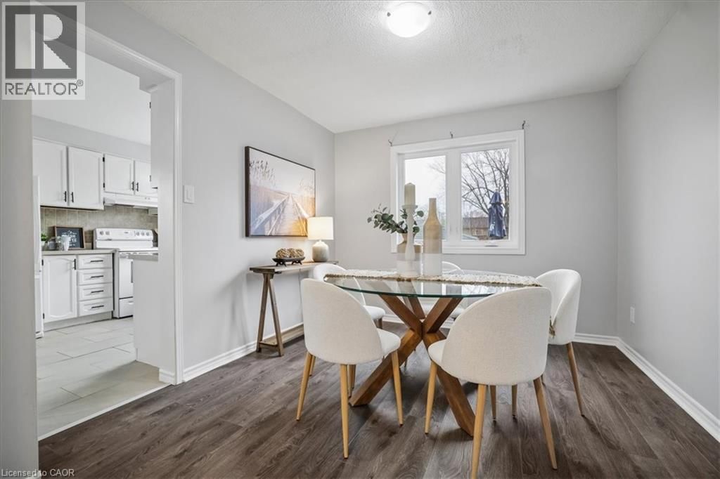 2208 MELISSA CRESCENT Image 12