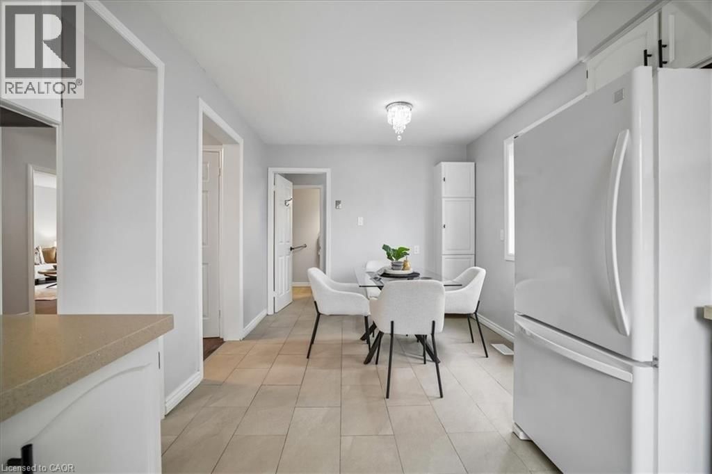 2208 MELISSA CRESCENT Image 19