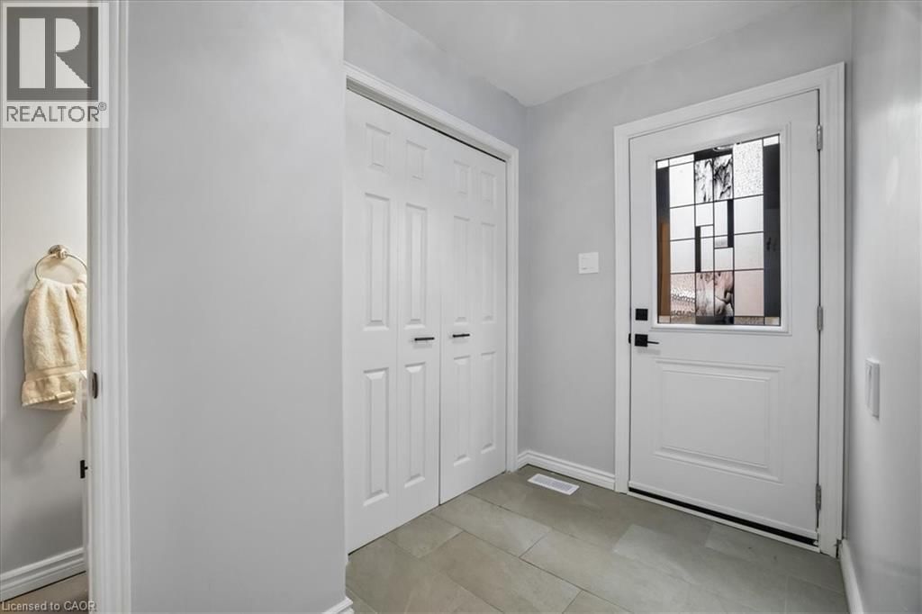 2208 MELISSA CRESCENT Image 20