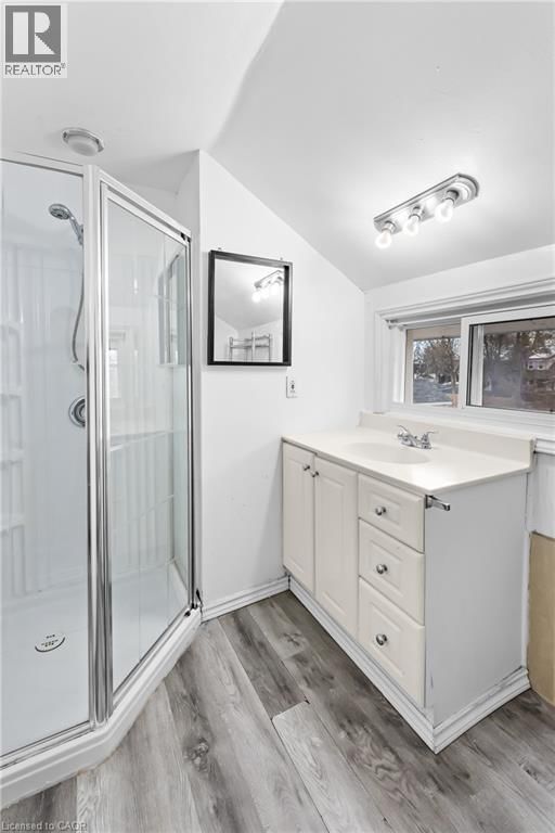 146 OAKDALE AVENUE Image 17