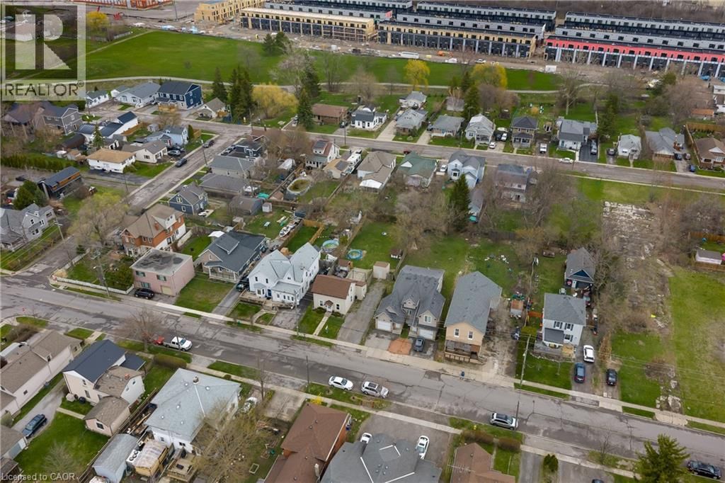 146 OAKDALE AVENUE Image 27