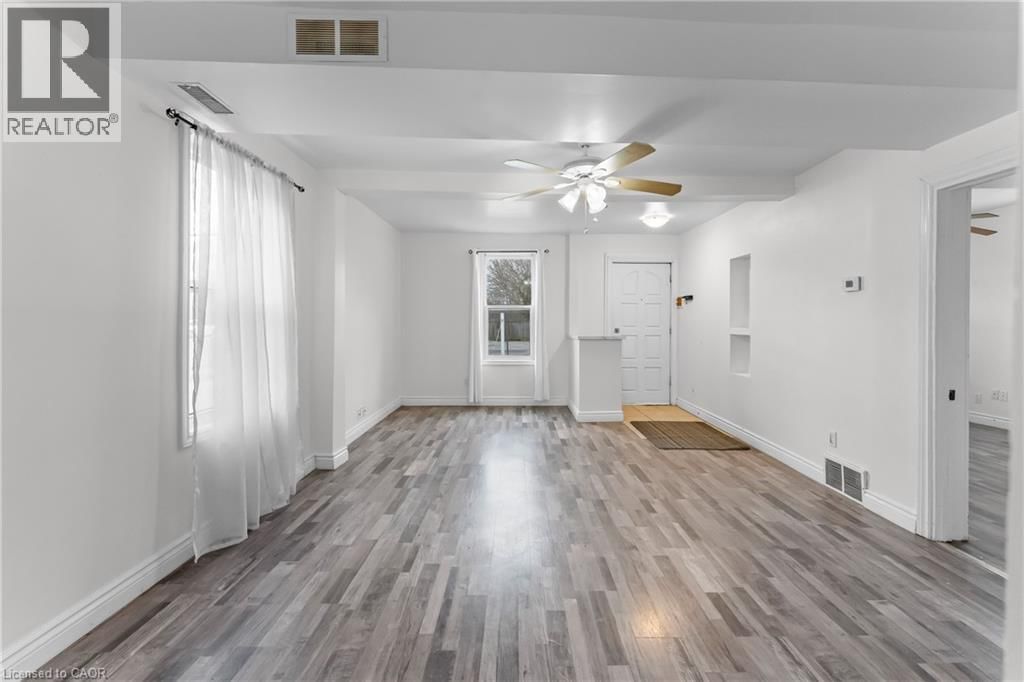 146 OAKDALE AVENUE Image 5