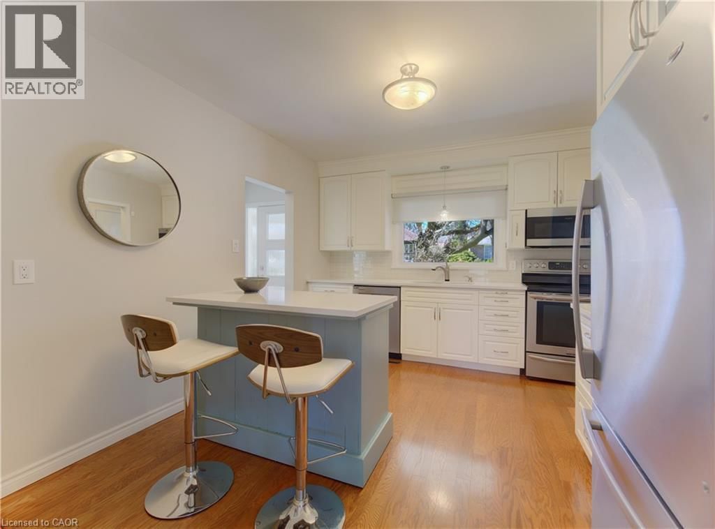 182 RIPPLEWOOD CRESCENT Image 14