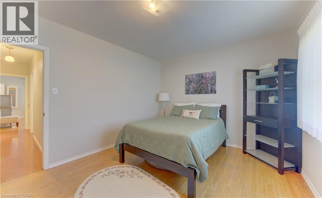 182 RIPPLEWOOD CRESCENT Image 33