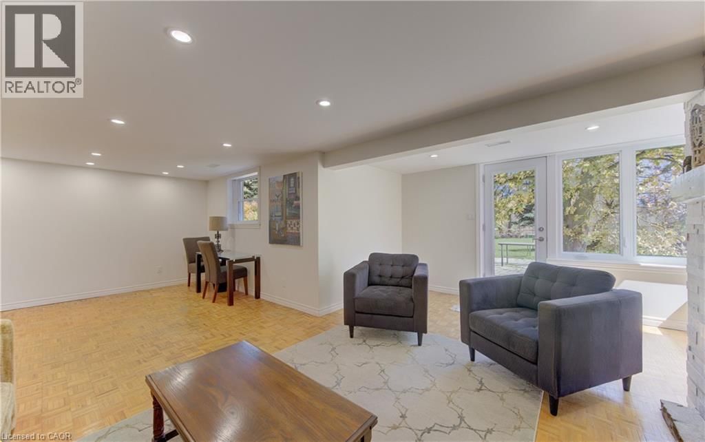 182 RIPPLEWOOD CRESCENT Image 38