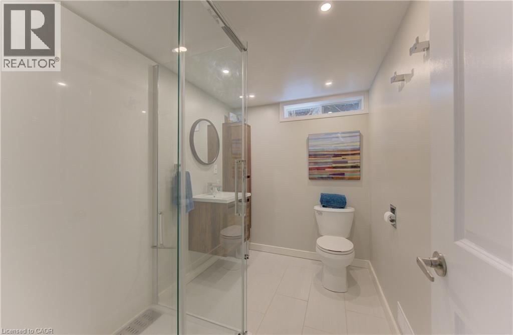 182 RIPPLEWOOD CRESCENT Image 45