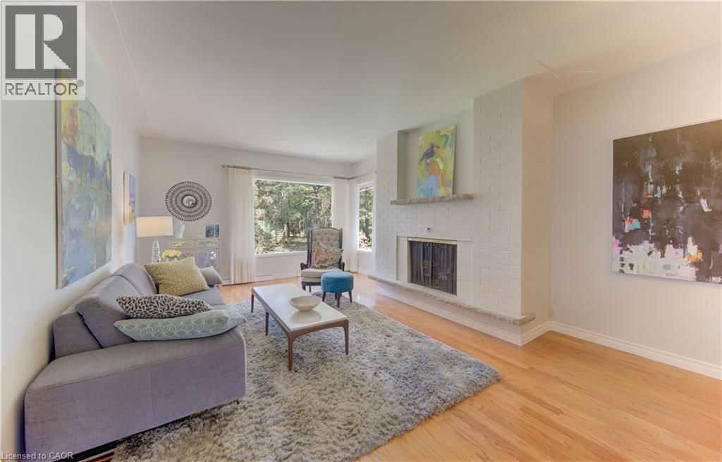 182 RIPPLEWOOD CRESCENT Image 9