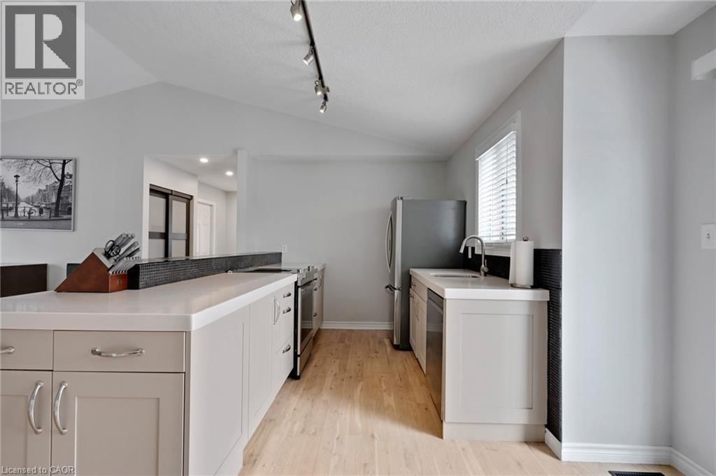 158 MCMEEKEN DRIVE Image 19