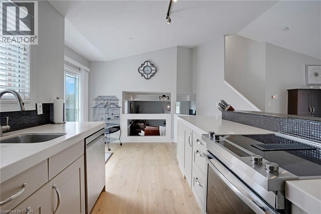 158 MCMEEKEN DRIVE Image 22