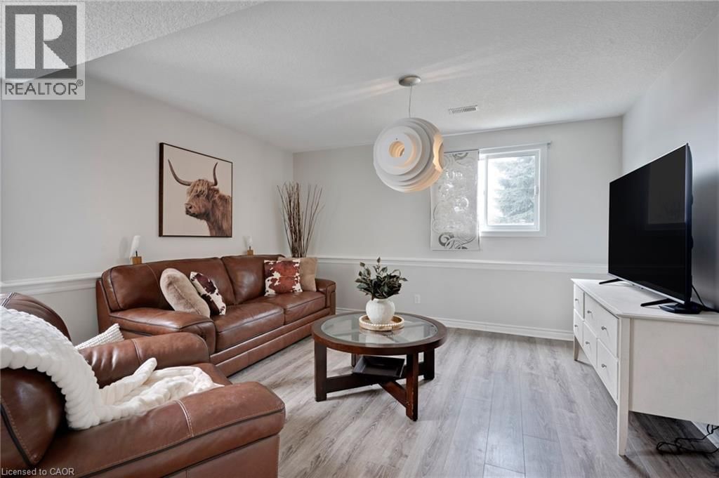 158 MCMEEKEN DRIVE Image 25