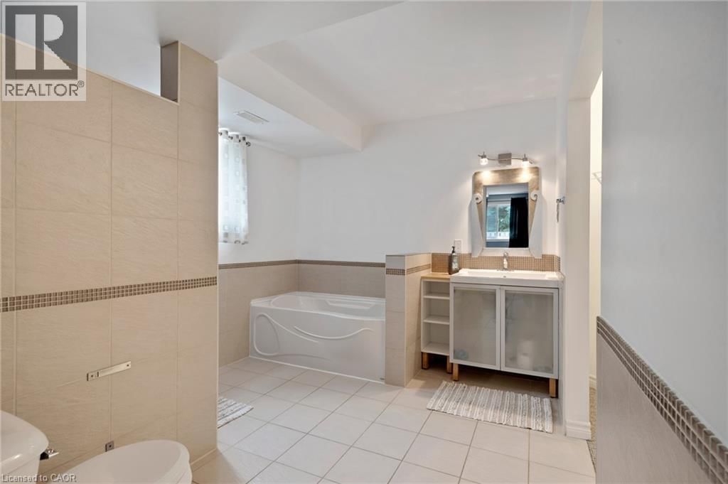 158 MCMEEKEN DRIVE Image 28