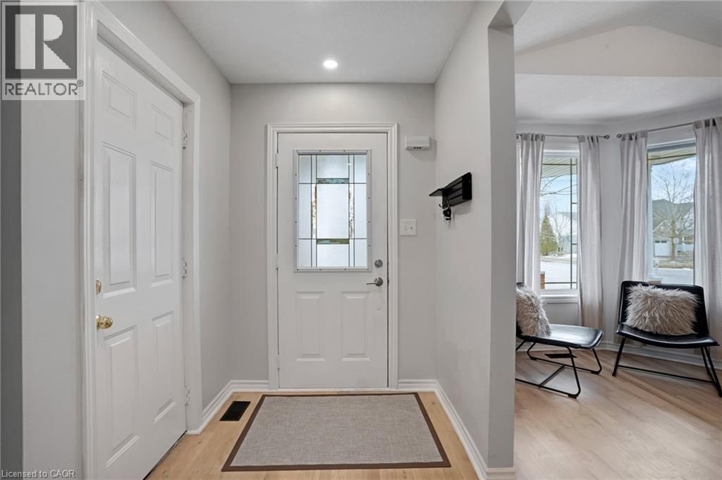 158 MCMEEKEN DRIVE Image 9