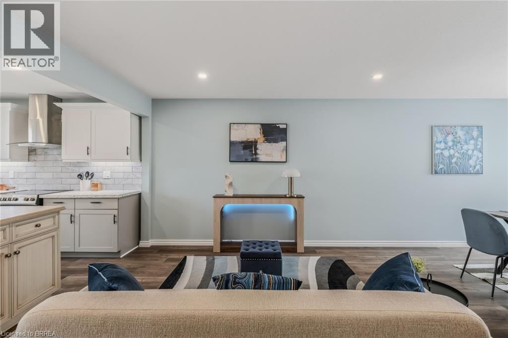 4 DOWDEN AVENUE Image 11