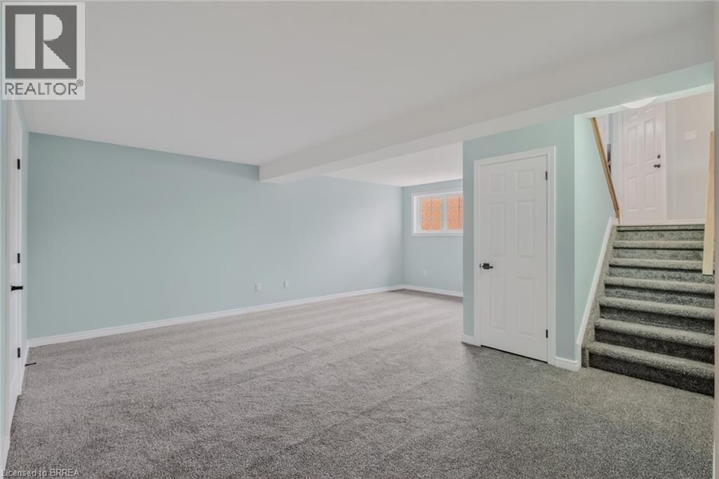 4 DOWDEN AVENUE Image 27