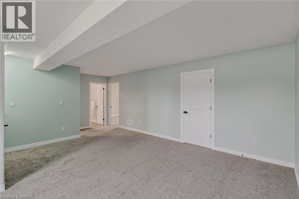 4 DOWDEN AVENUE Image 30