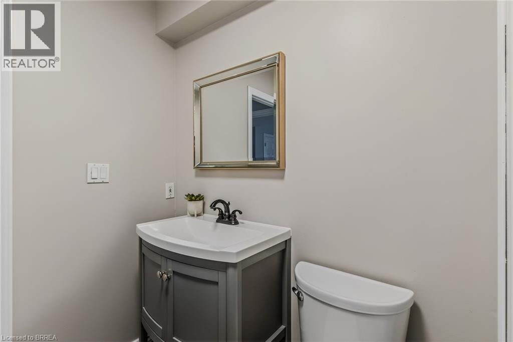 4 DOWDEN AVENUE Image 35