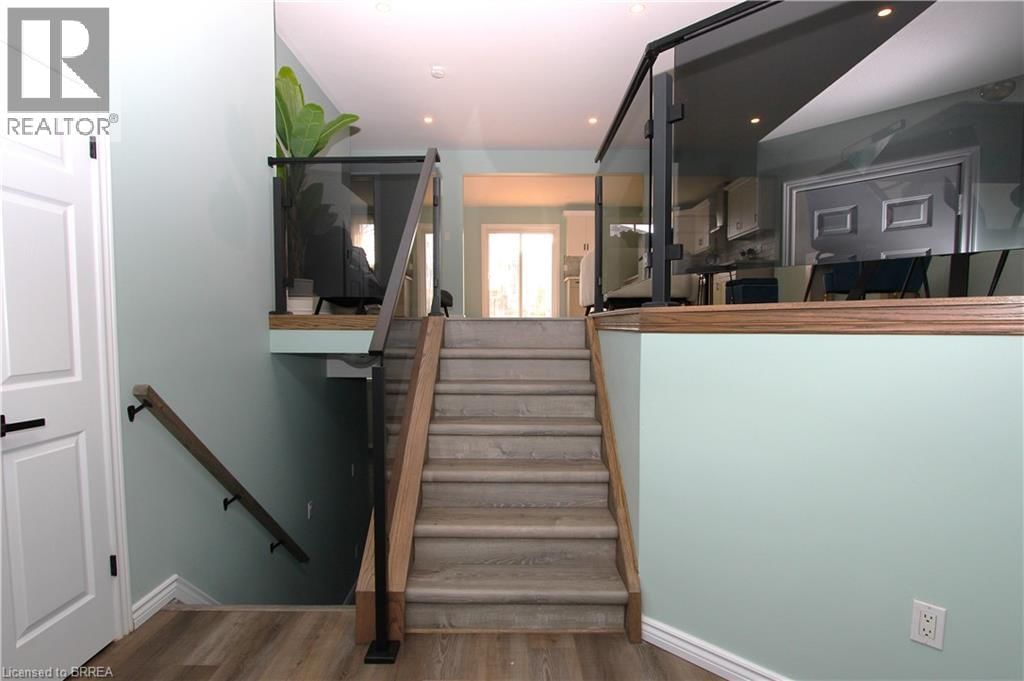 4 DOWDEN AVENUE Image 5