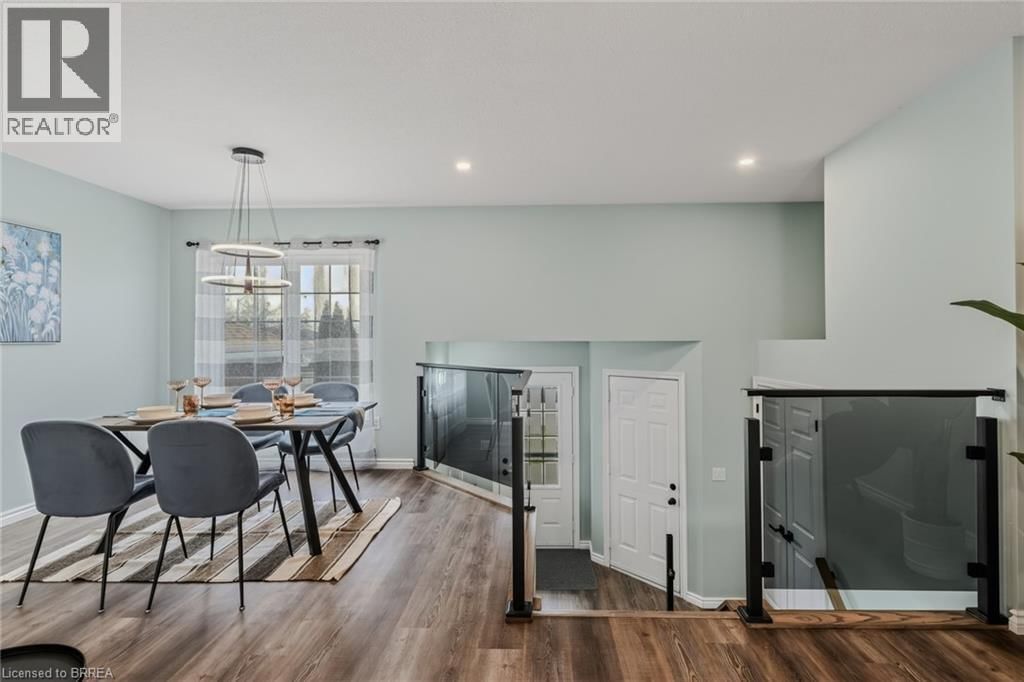 4 DOWDEN AVENUE Image 6