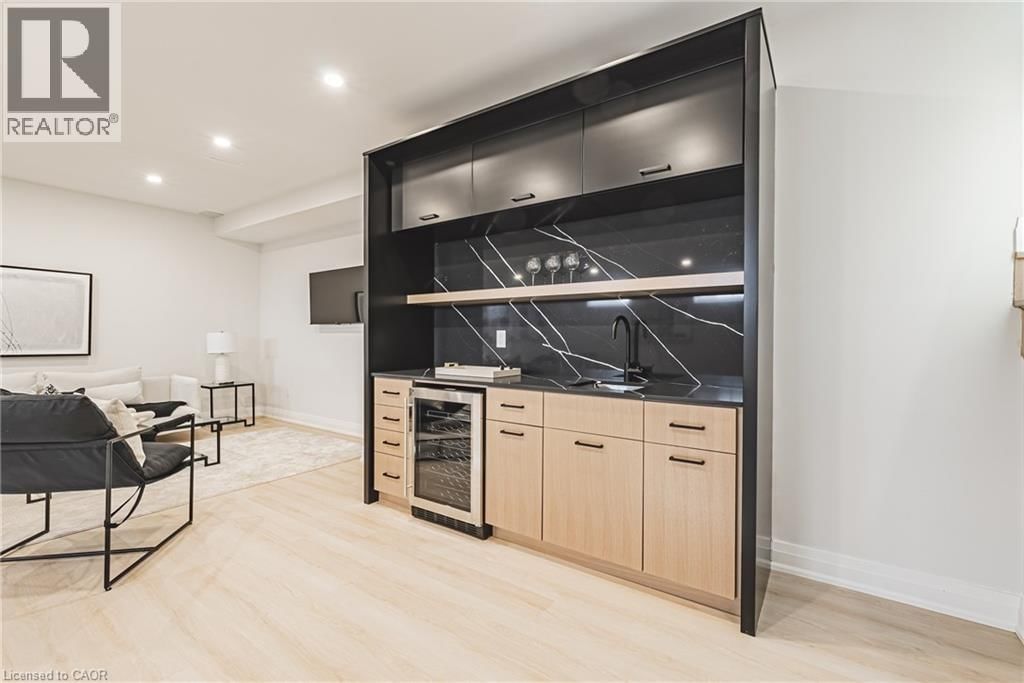 10 KELLOGG AVENUE Image 47