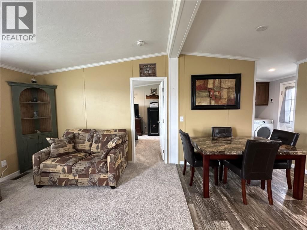 14 COPPER BEECH DRIVE Image 10