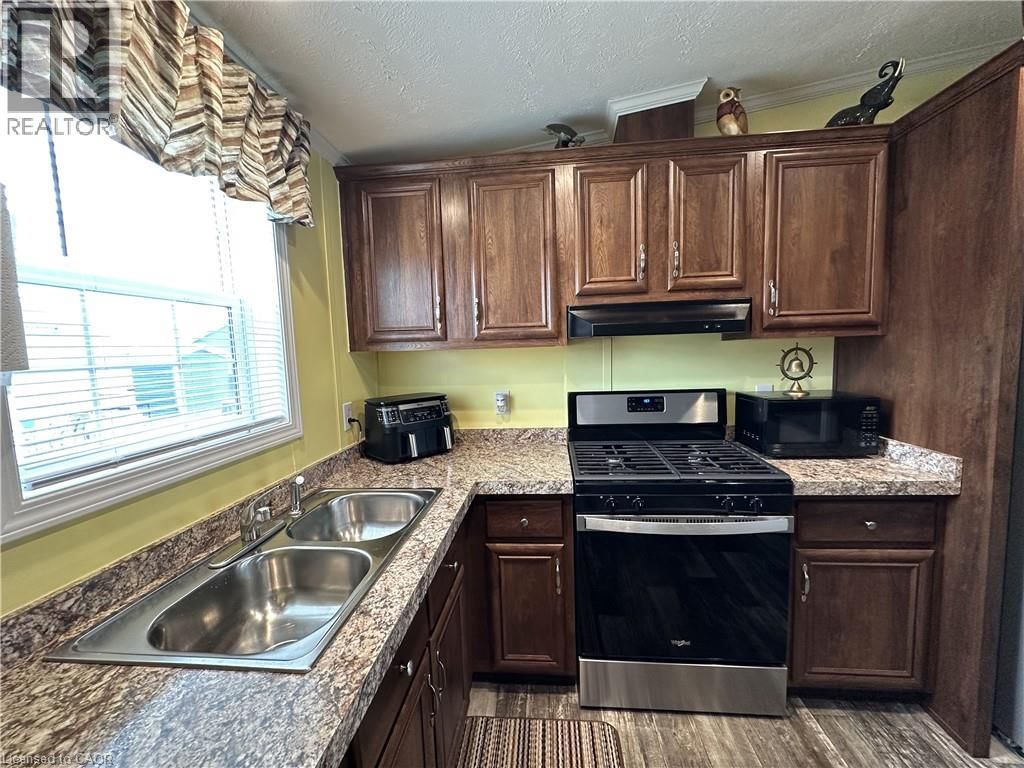 14 COPPER BEECH DRIVE Image 18