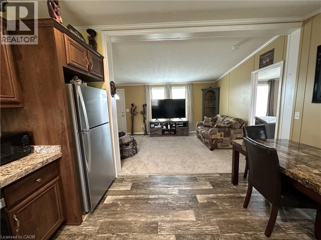 14 COPPER BEECH DRIVE Image 19