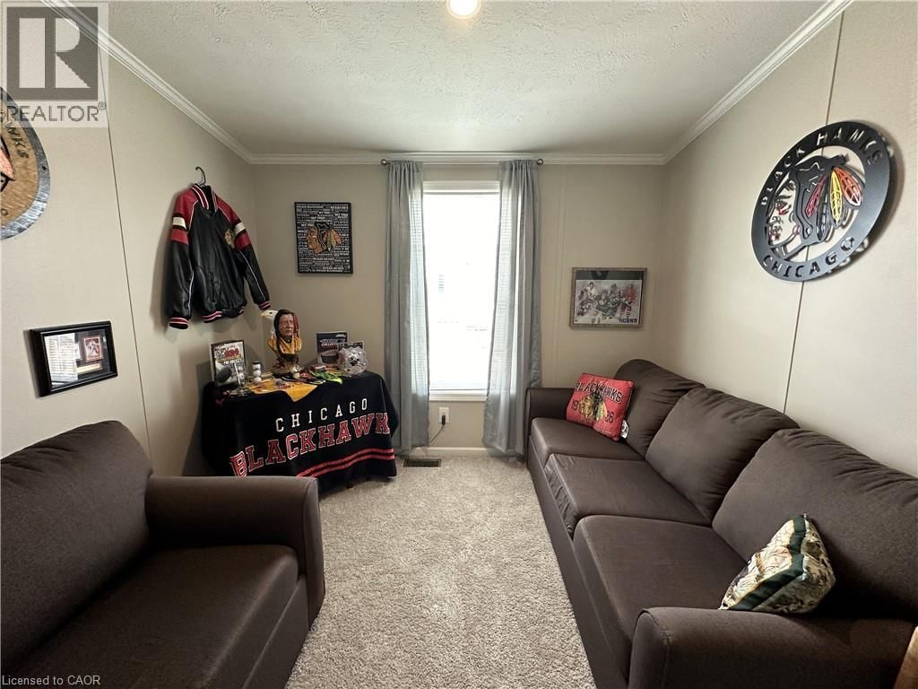 14 COPPER BEECH DRIVE Image 28