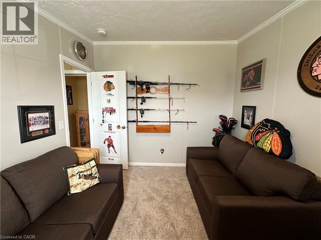 14 COPPER BEECH DRIVE Image 29