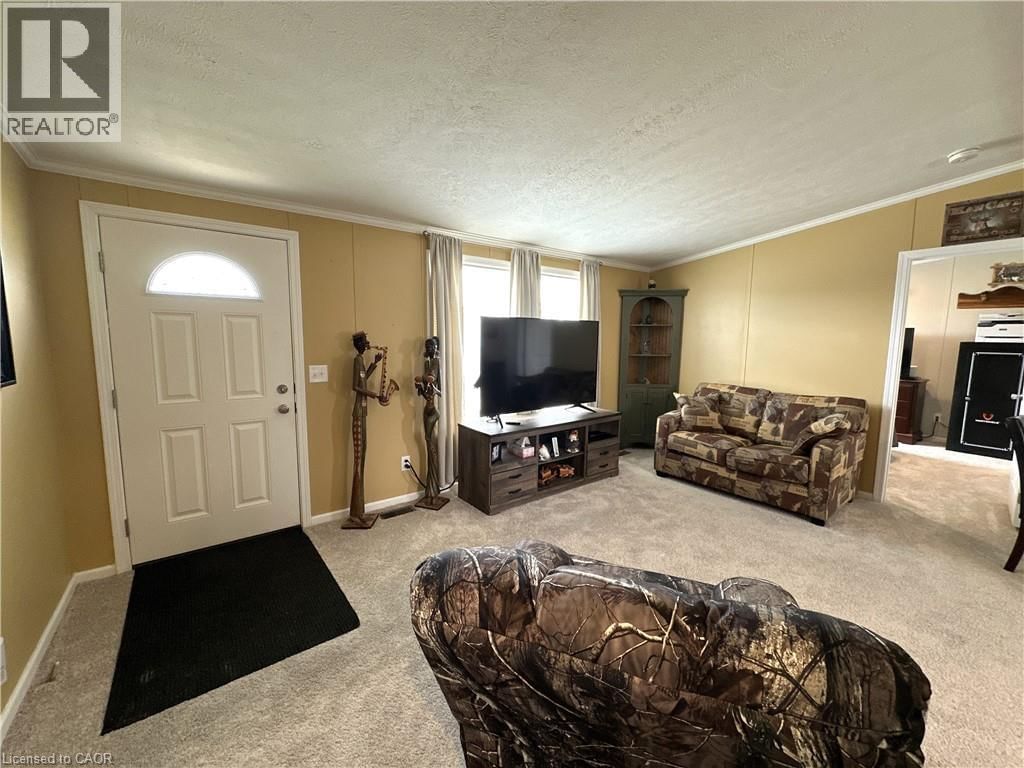 14 COPPER BEECH DRIVE Image 6