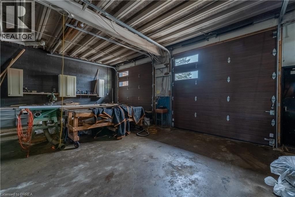 11 DOYLE STREET Image 15