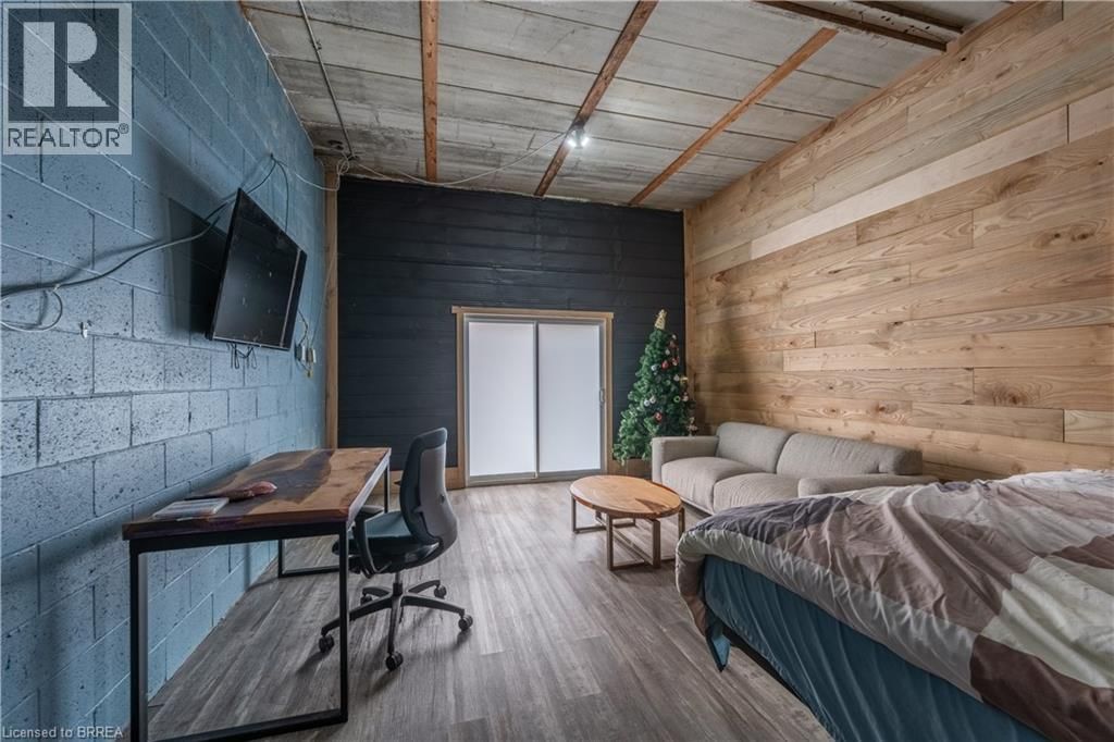 11 DOYLE STREET Image 20