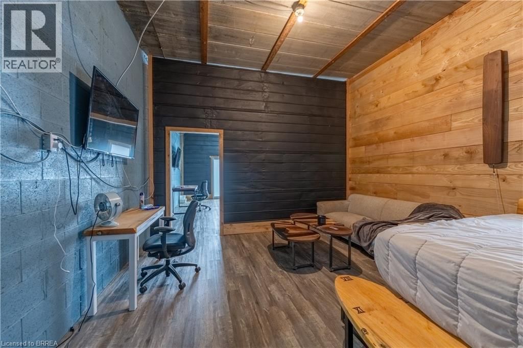 11 DOYLE STREET Image 23