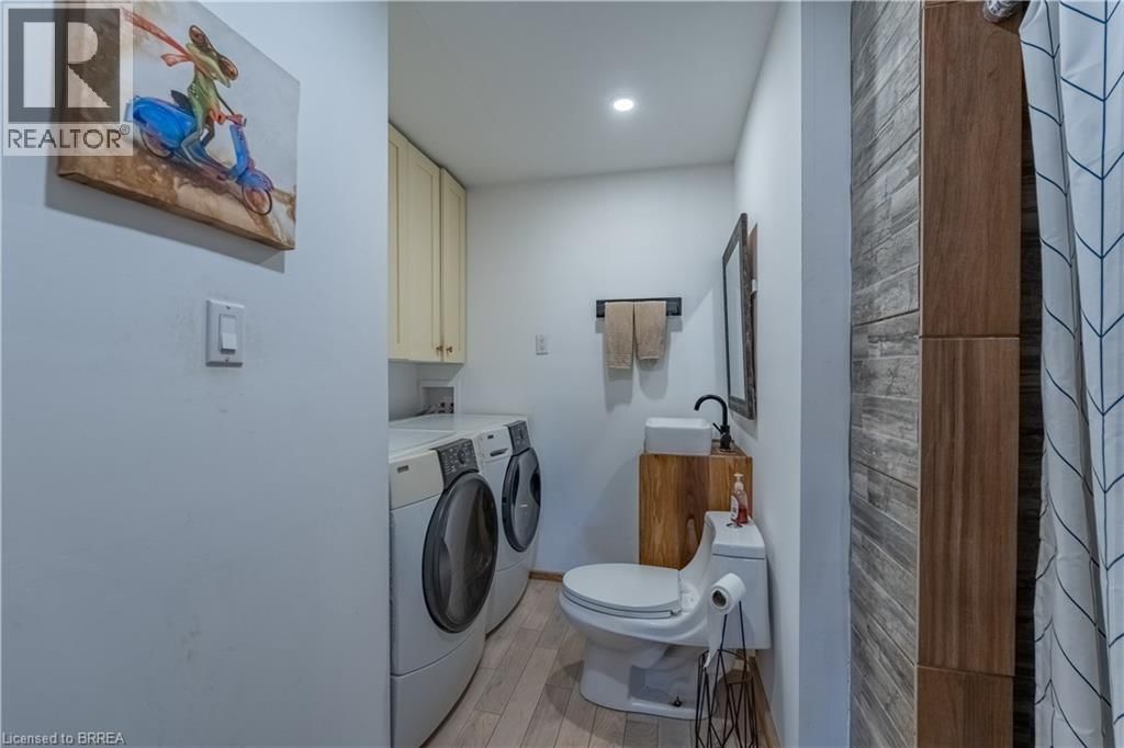 11 DOYLE STREET Image 26